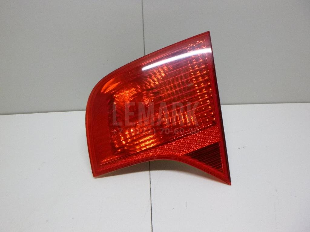 Фонарь задний внутренний правый