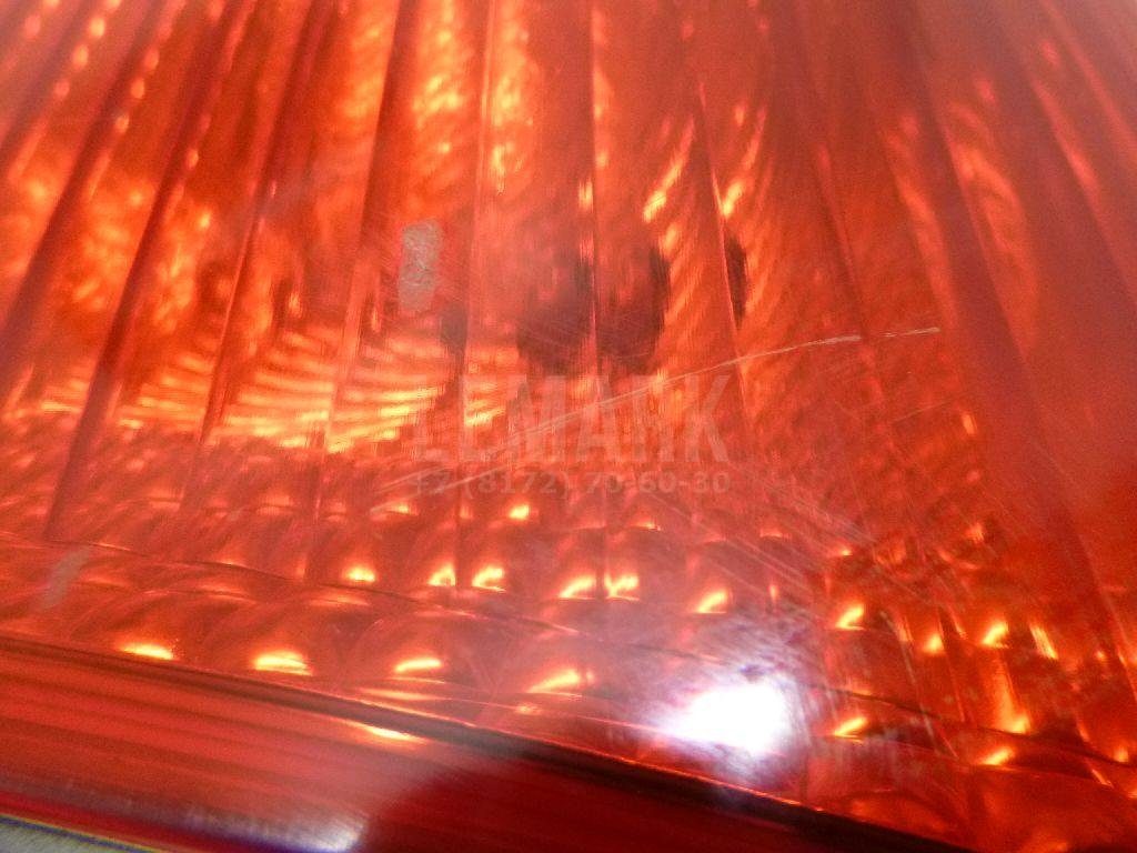 Фонарь задний внутренний правый