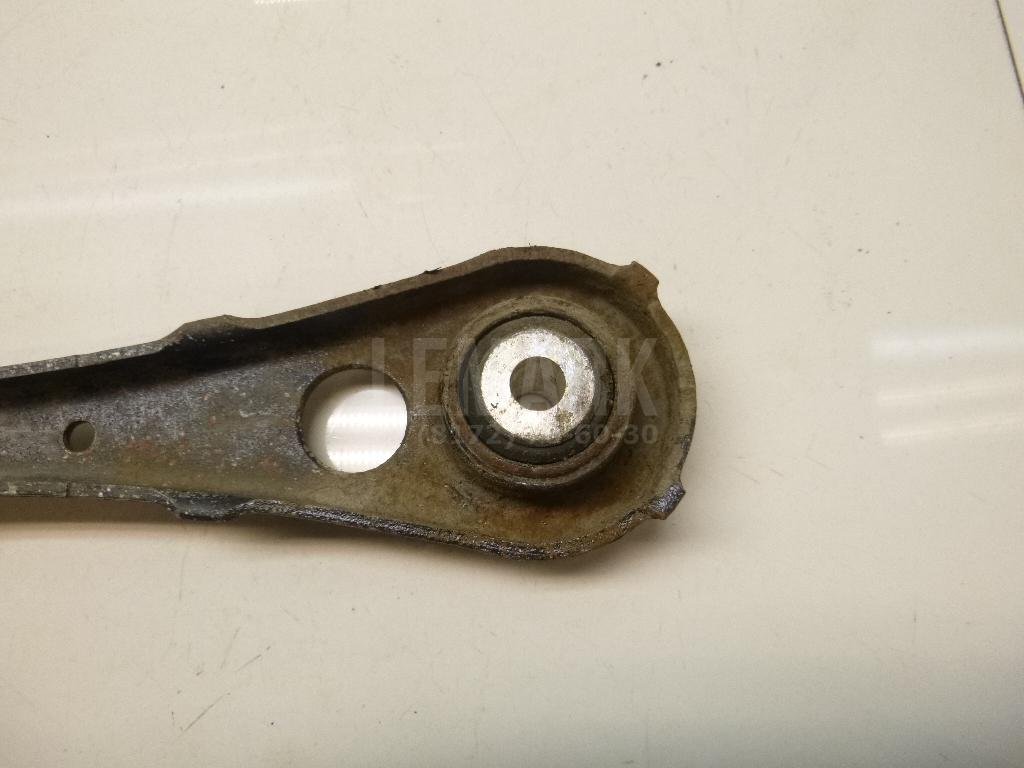 Рычаг задний поперечный