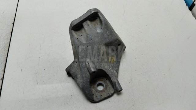 Кронштейн АКПП левый