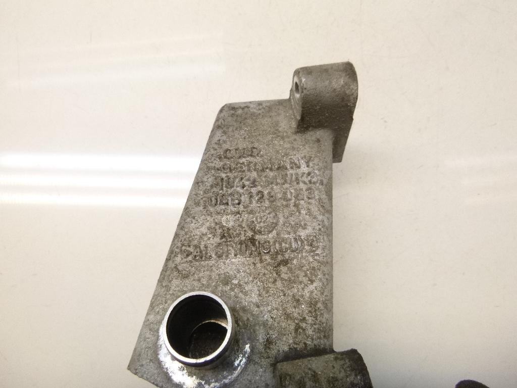 Резонатор воздушного фильтра