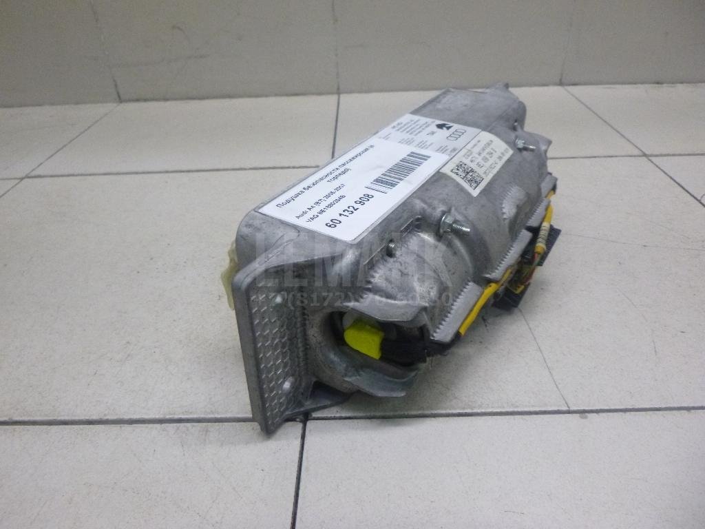 Подушка безопасности пассажирская (в торпедо)