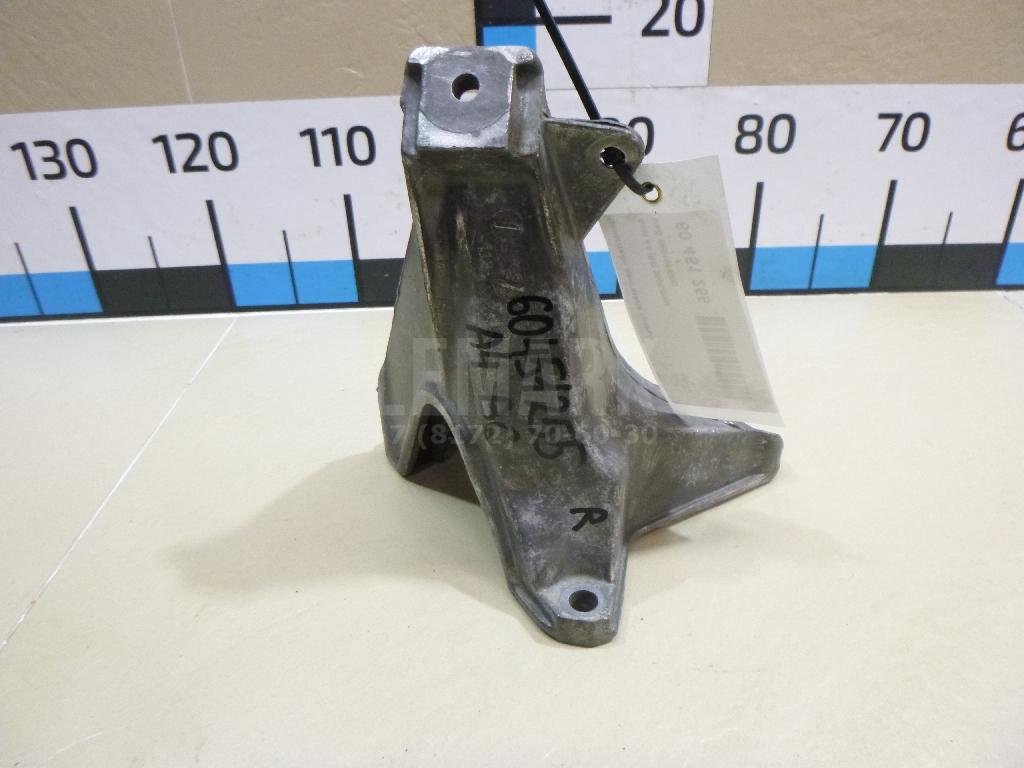 Кронштейн двигателя правый для  Audi A4 [B6] 2000-2004