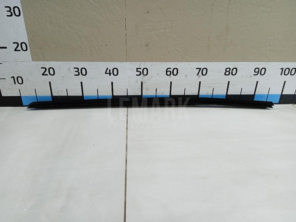 Уплотнитель (внутри) для  Audi A4 [B6] 2000-2004