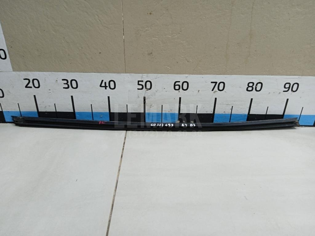 Уплотнитель (внутри) для  Audi A4 [B6] 2000-2004