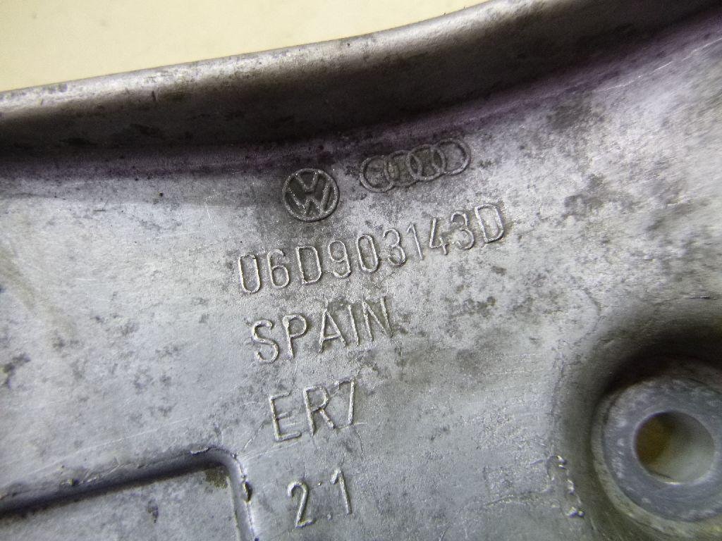 Кронштейн генератора