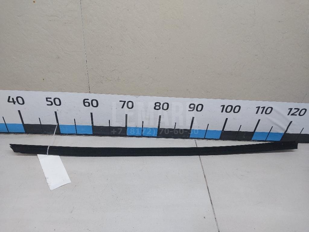 Уплотнитель (внутри) для  Audi A4 [B8] 2007-2015