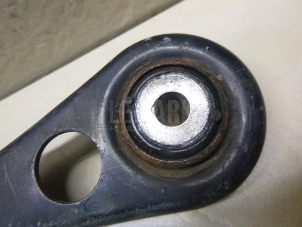 Рычаг задний поперечный