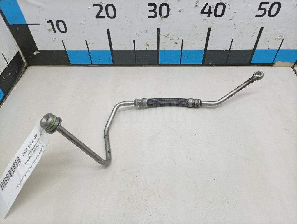 Трубка турбокомпрессора (турбины)