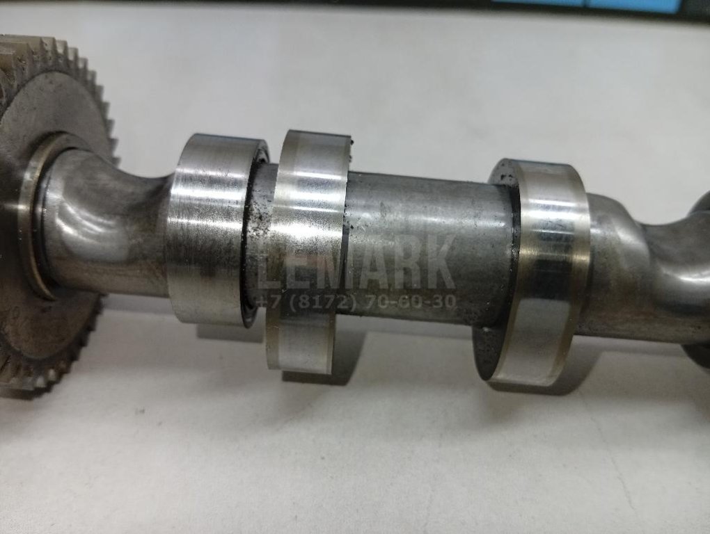 Распредвал выпускной