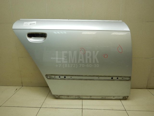 Дверь задняя правая