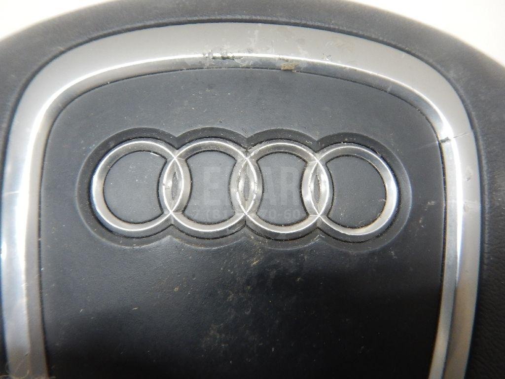 Подушка безопасности в рулевое колесо