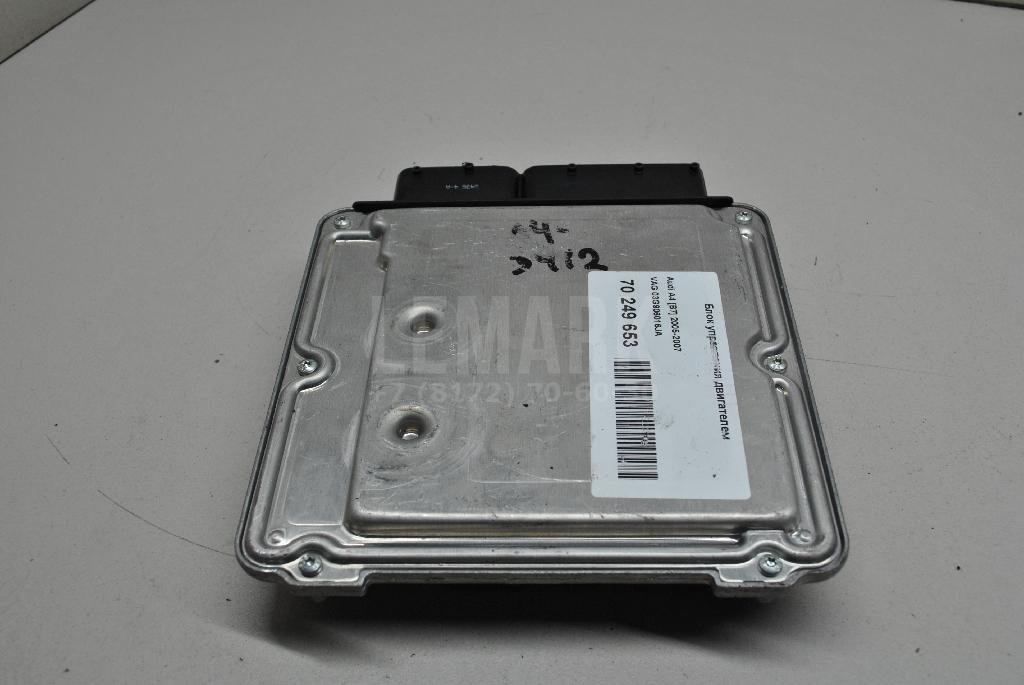 Блок управления двигателем