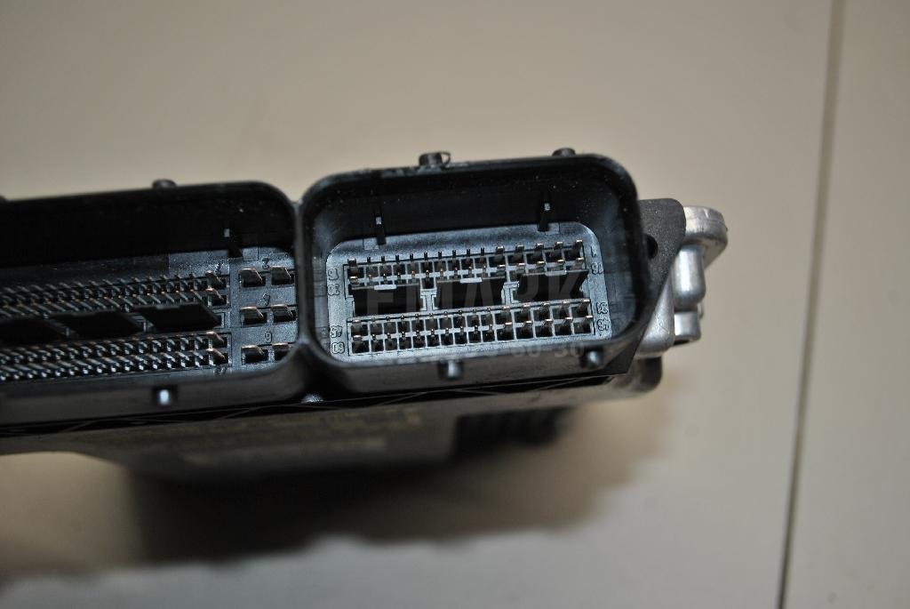 Блок управления двигателем