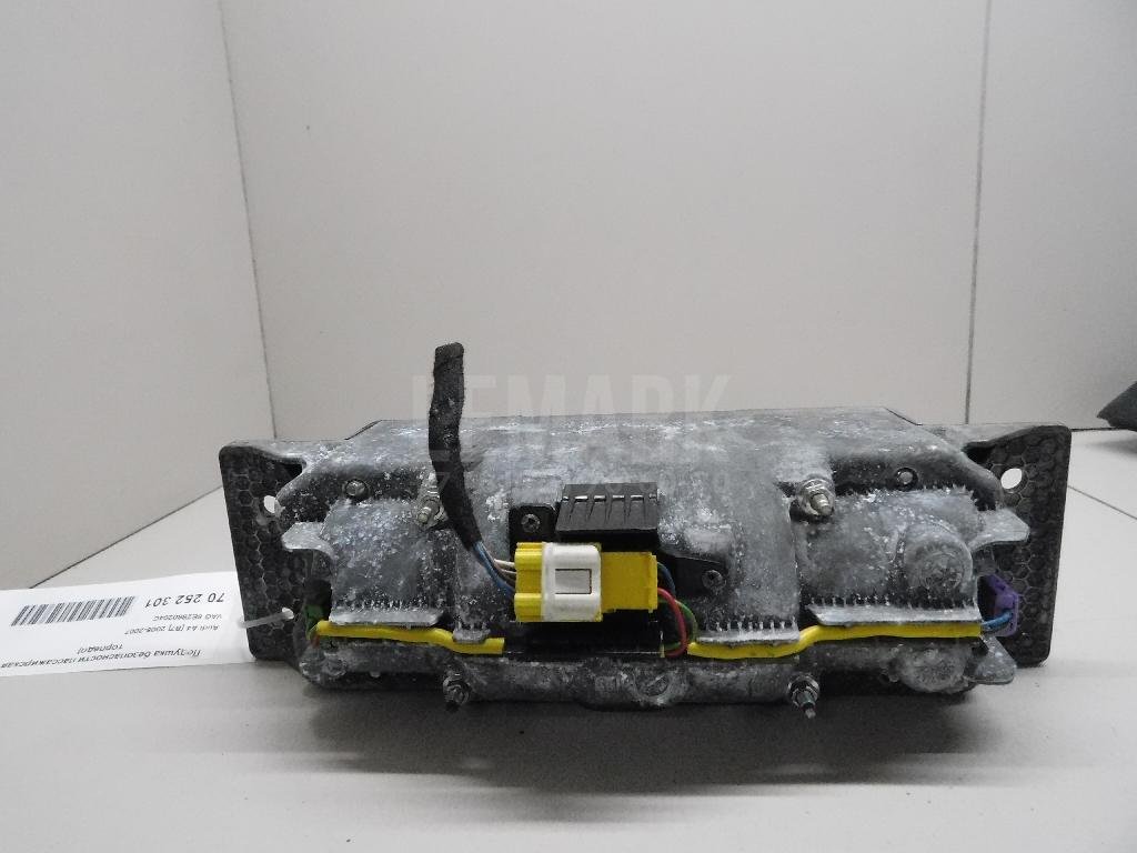 Подушка безопасности пассажирская (в торпедо)