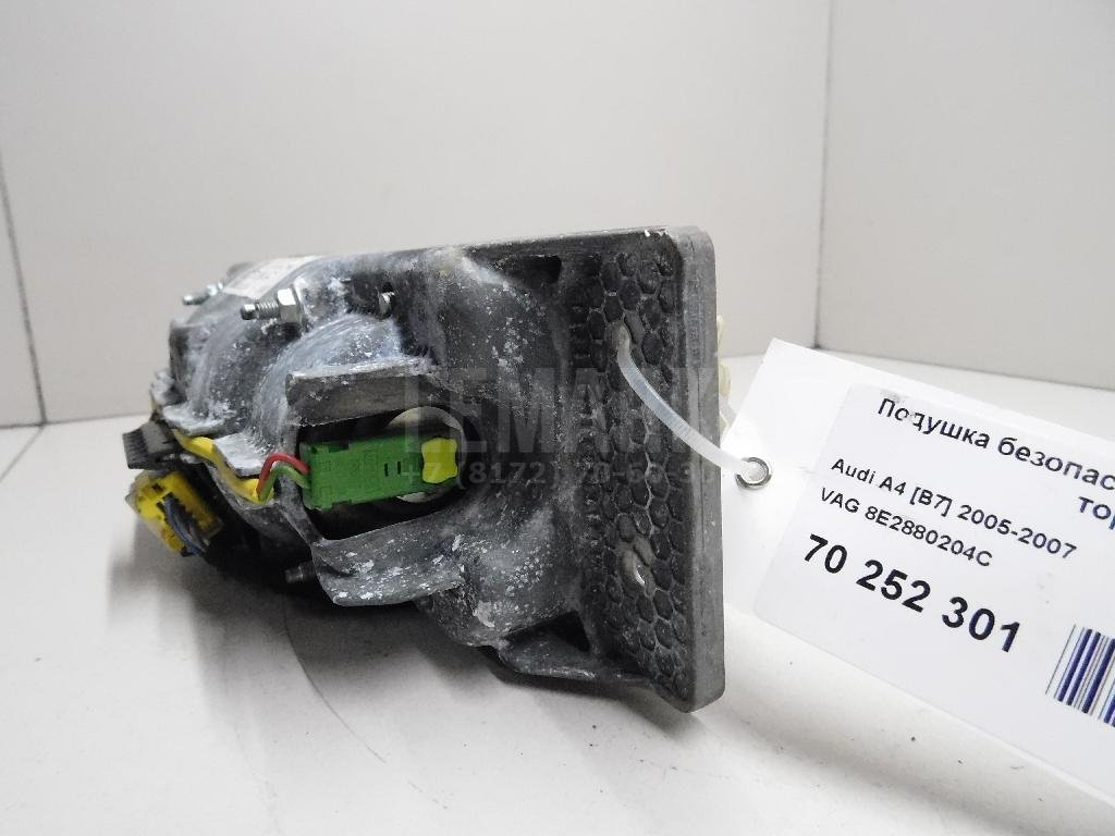 Подушка безопасности пассажирская (в торпедо)