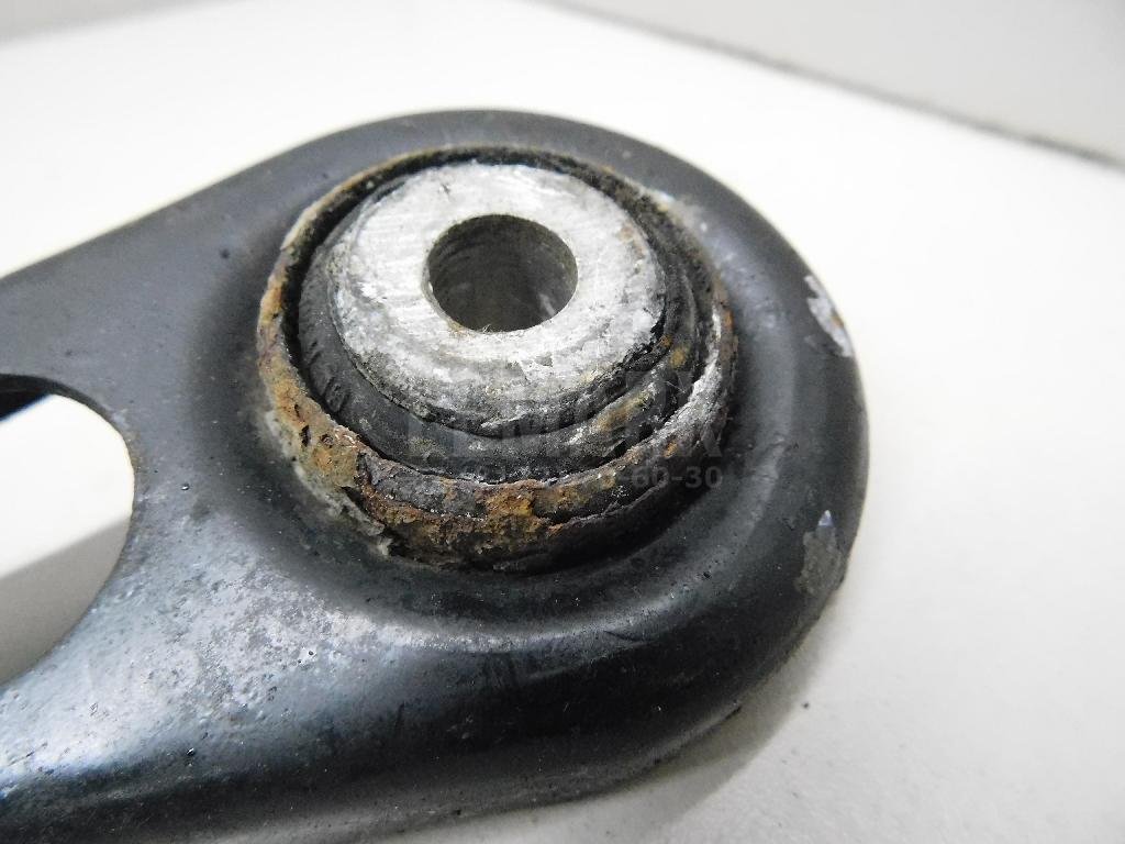 Рычаг задний поперечный