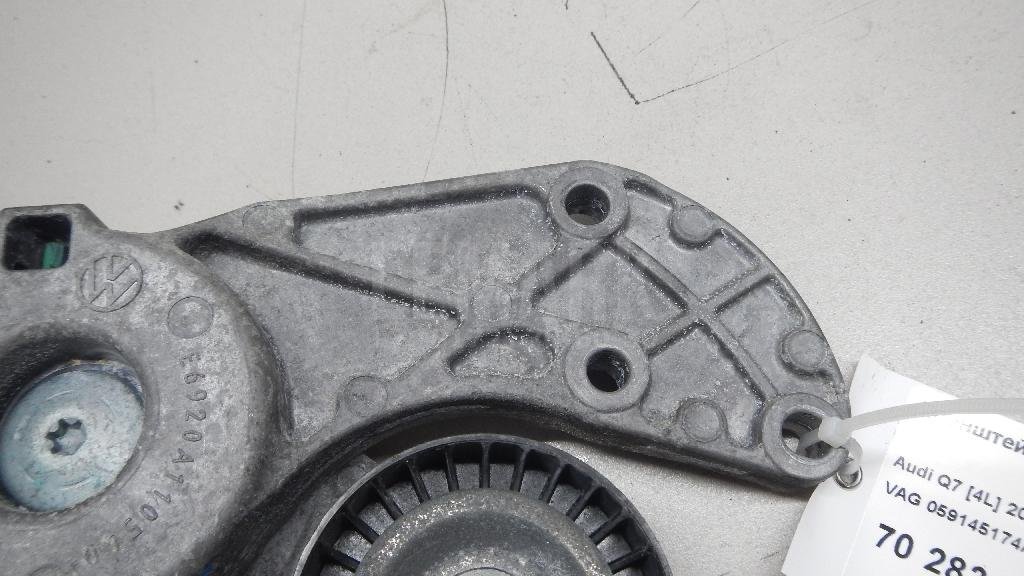 Кронштейн ролика-натяжителя руч. ремня для  Audi A3 [8PA] Sportback 2004-2013