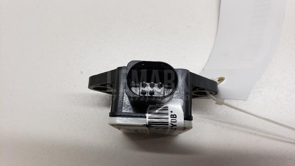 Датчик ускорения