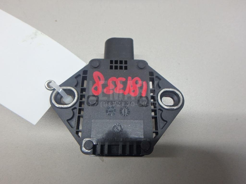 Датчик ускорения