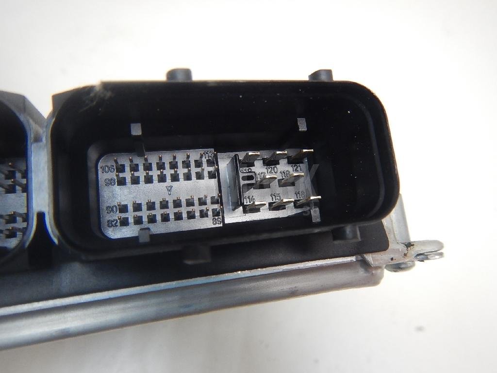 Блок управления двигателем