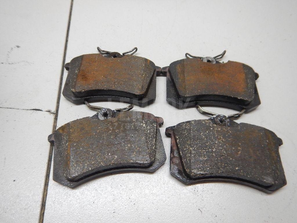 Колодки тормозные задние дисковые к-кт