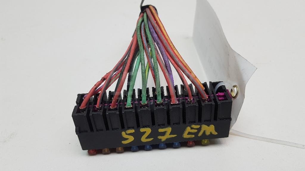 Блок предохранителей