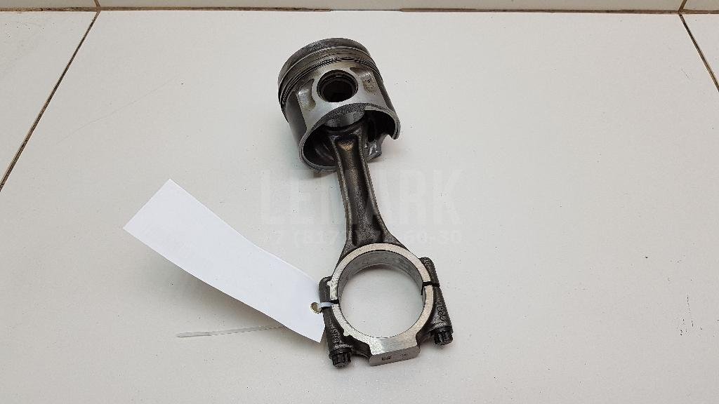 Поршень с шатуном