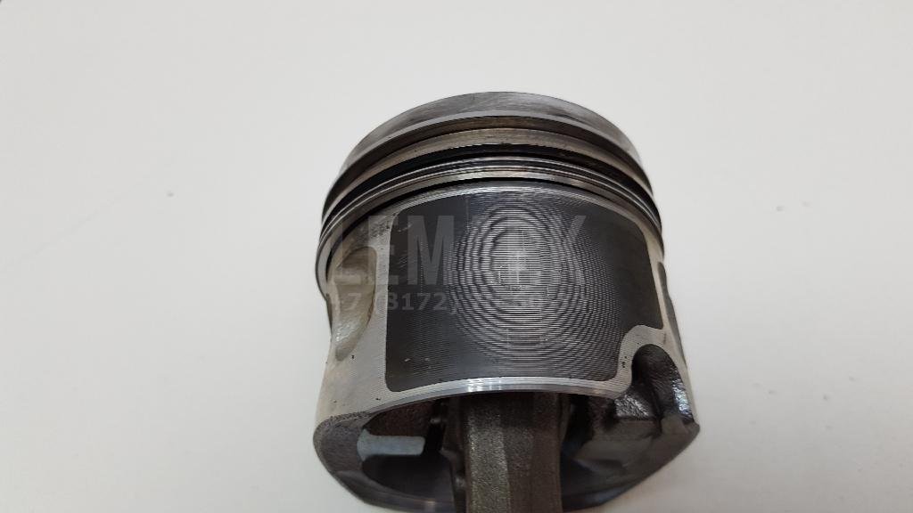 Поршень с шатуном