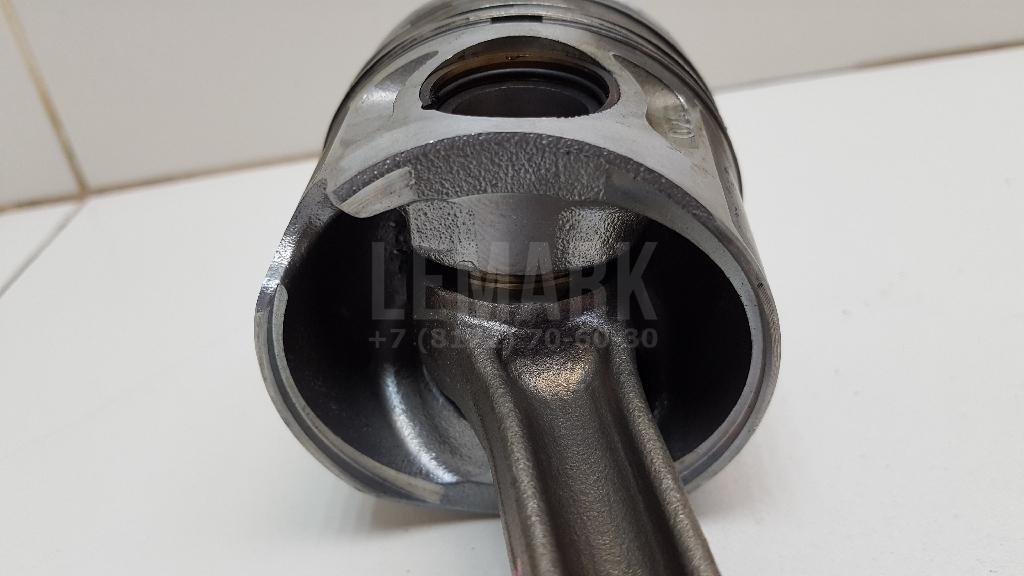 Поршень с шатуном