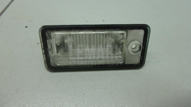 Фонарь подсветки номера