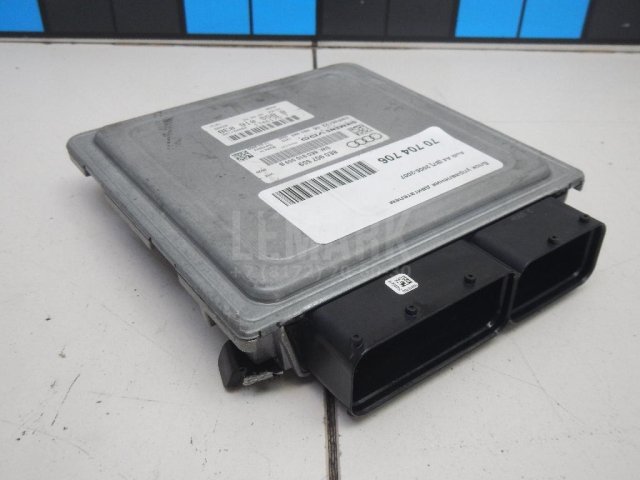 Блок управления двигателем