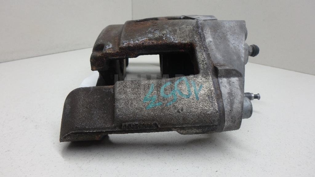 Суппорт тормозной передний правый