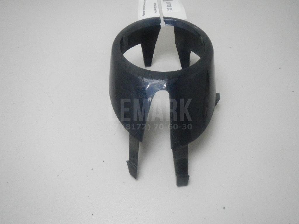 Рамка противотуманной фары правой