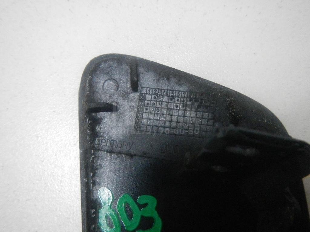 Крышка форсунки омывателя