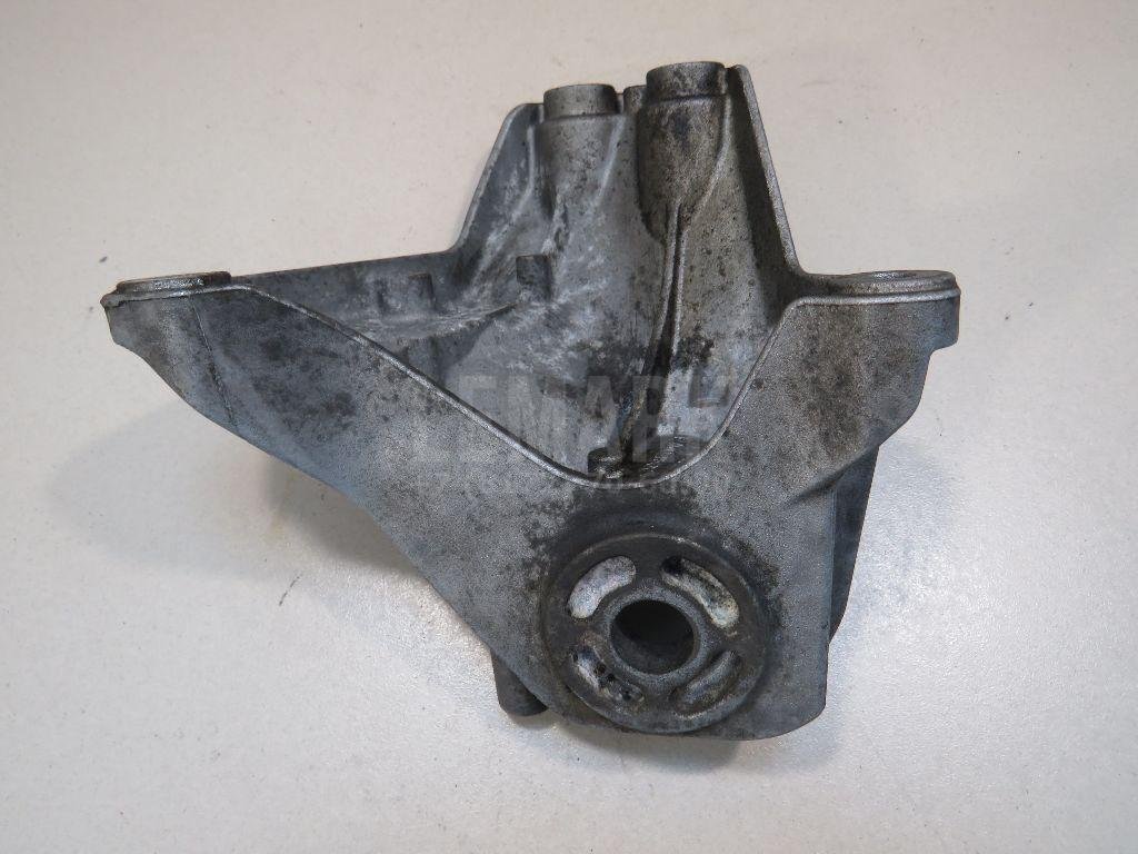 Кронштейн АКПП левый