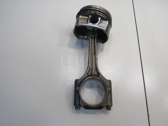 Поршень с шатуном