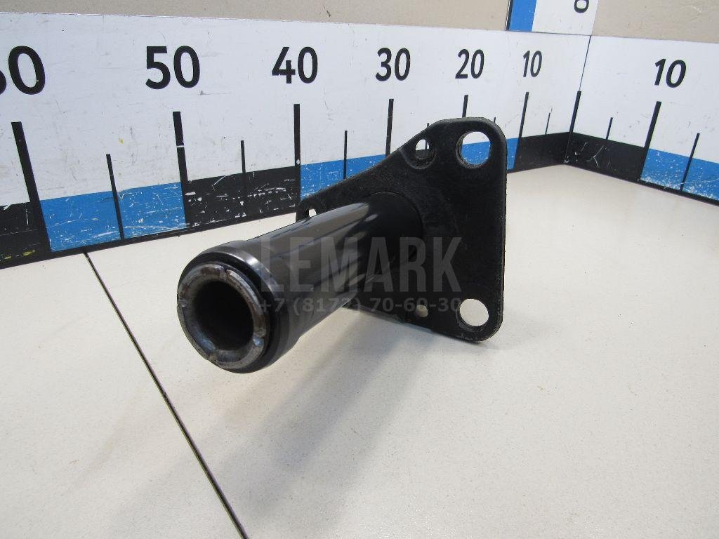 Кронштейн усилителя переднего бампера правый