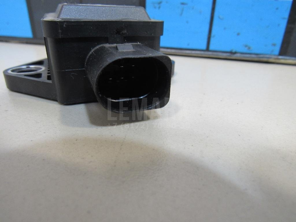 Датчик ускорения