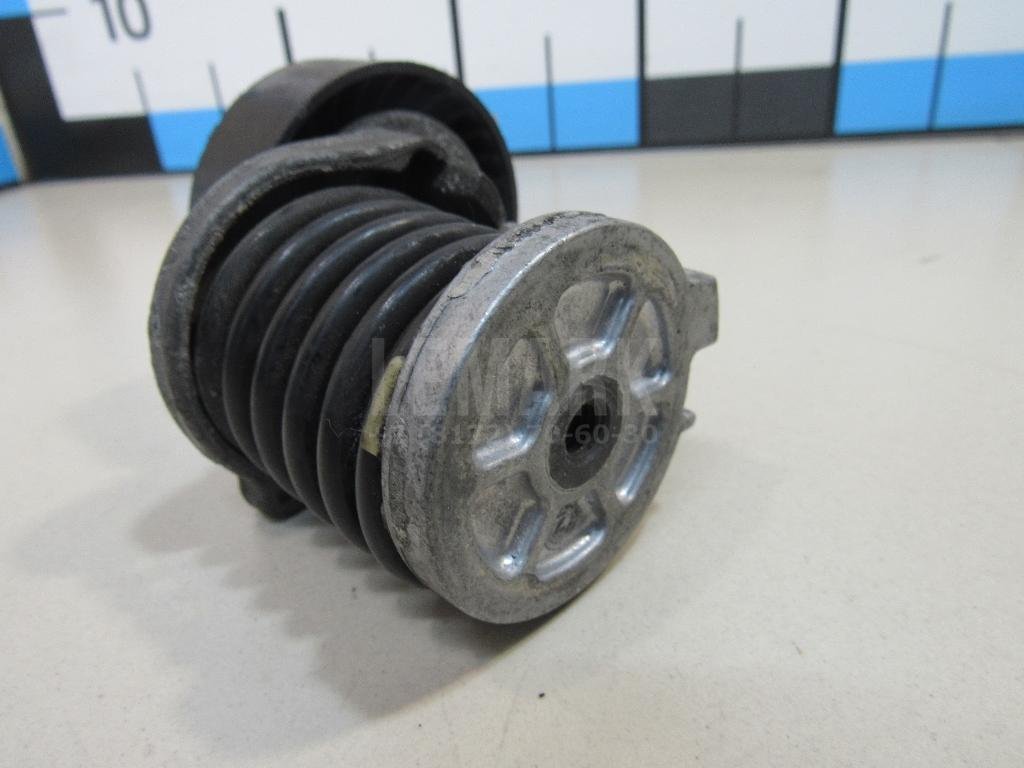 Натяжитель ремня