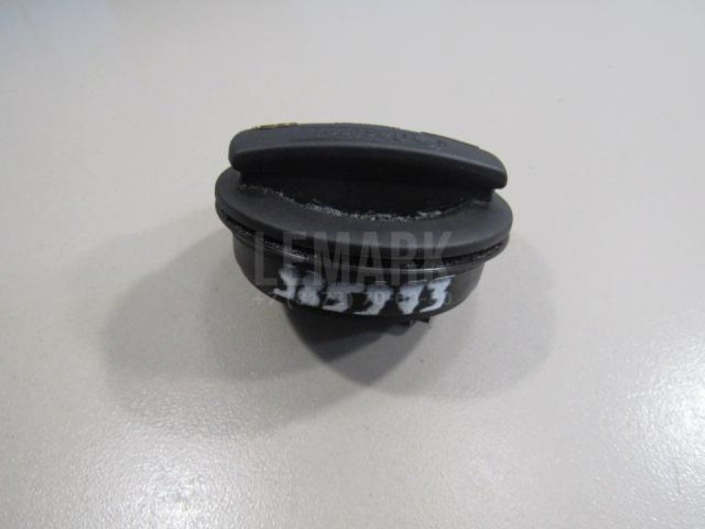 Крышка маслозаливной горловины