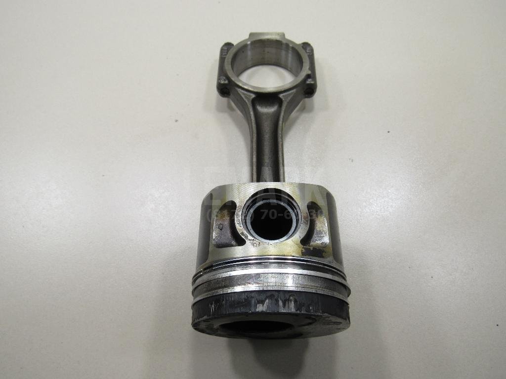 Поршень с шатуном