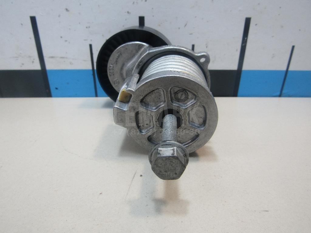 Натяжитель ремня