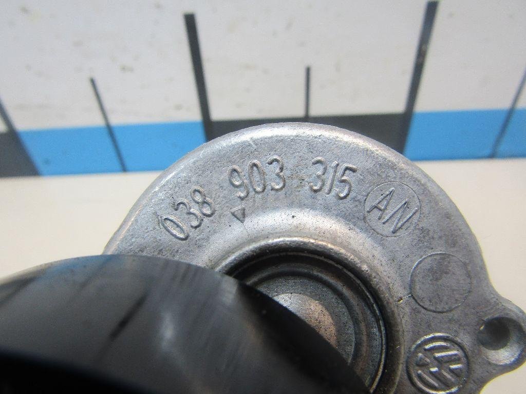 Натяжитель ремня