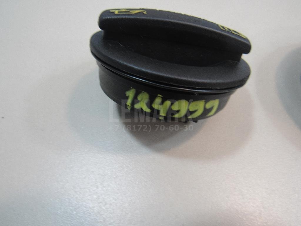 Крышка маслозаливной горловины