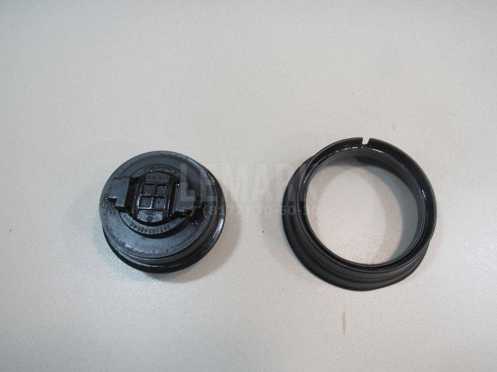 Крышка маслозаливной горловины