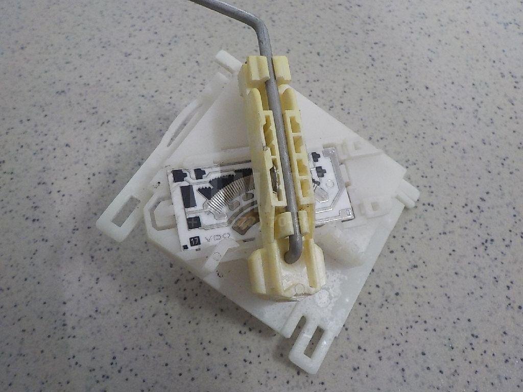 Датчик уровня топлива