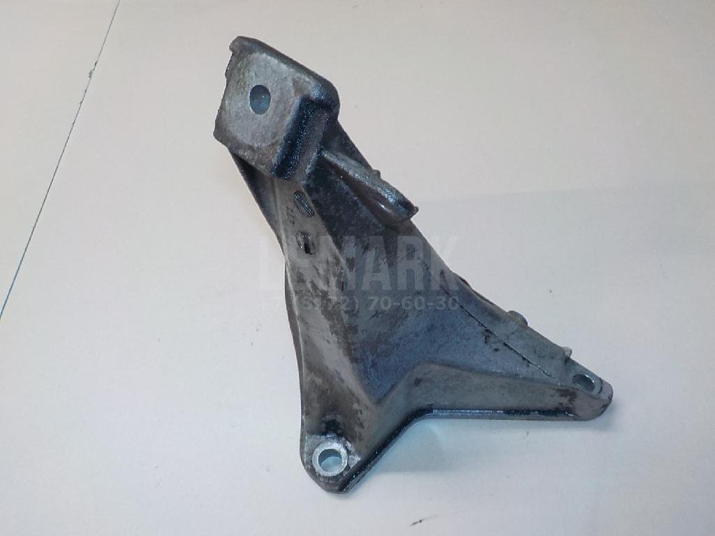 Кронштейн двигателя правый для  Audi A3 [8V] 2013-2020