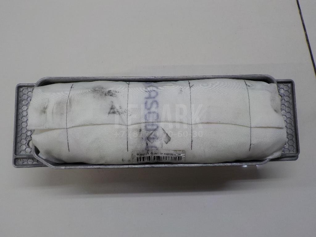 Подушка безопасности пассажирская (в торпедо)