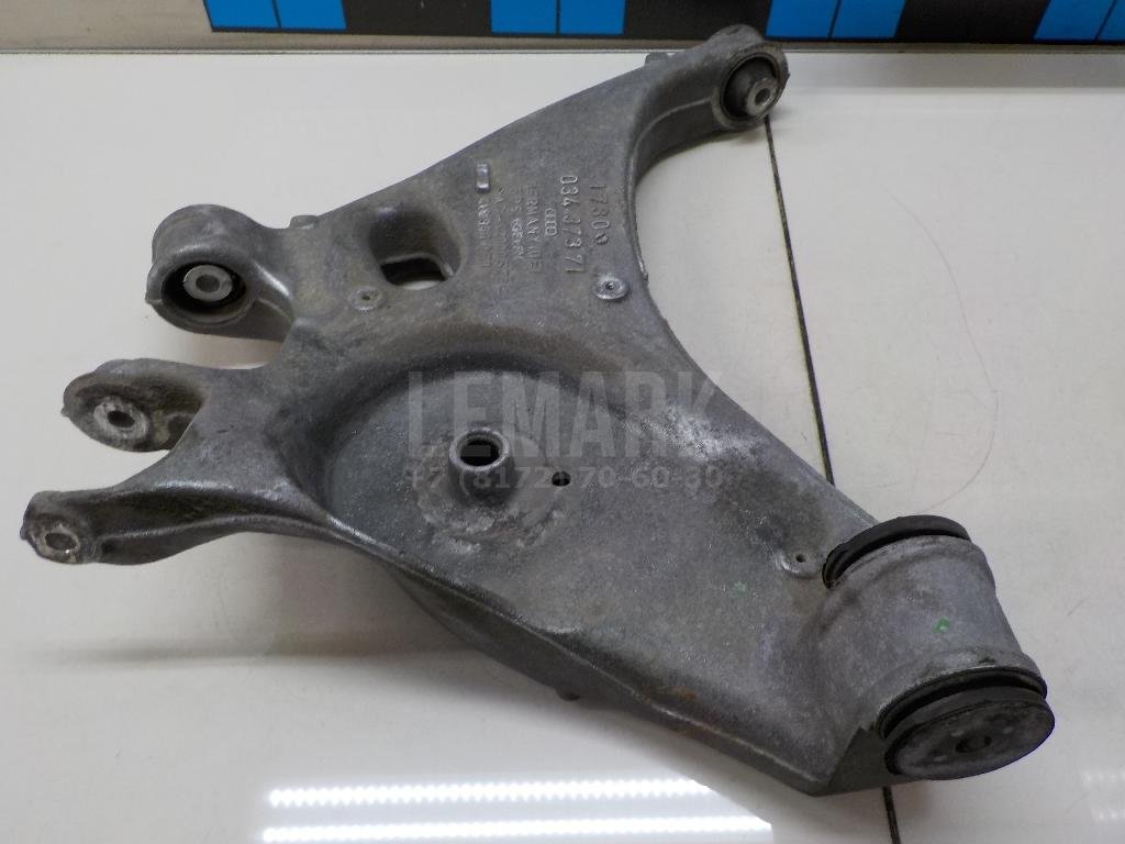 Рычаг задний нижний правый